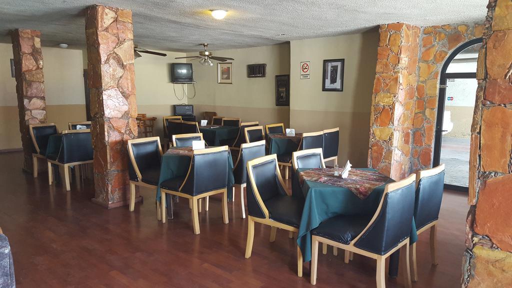 Hotel La Posta Monclova Εξωτερικό φωτογραφία